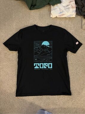 TOPO Designs T-Shirt - size medium